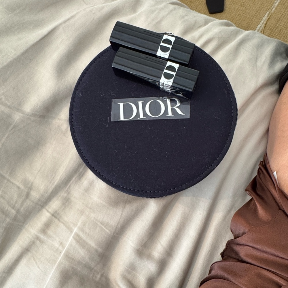 Dior Beauty Navy Round Makeup Case 🖤 Includes 2 Dior lipsticks!!!!